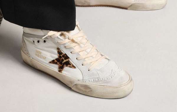 This is also an Golden Goose Women Sneakers instance where it's