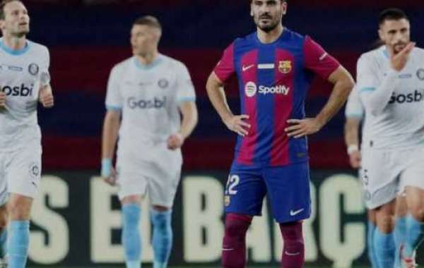 Barcelona told manager target is almost impossible for this summer